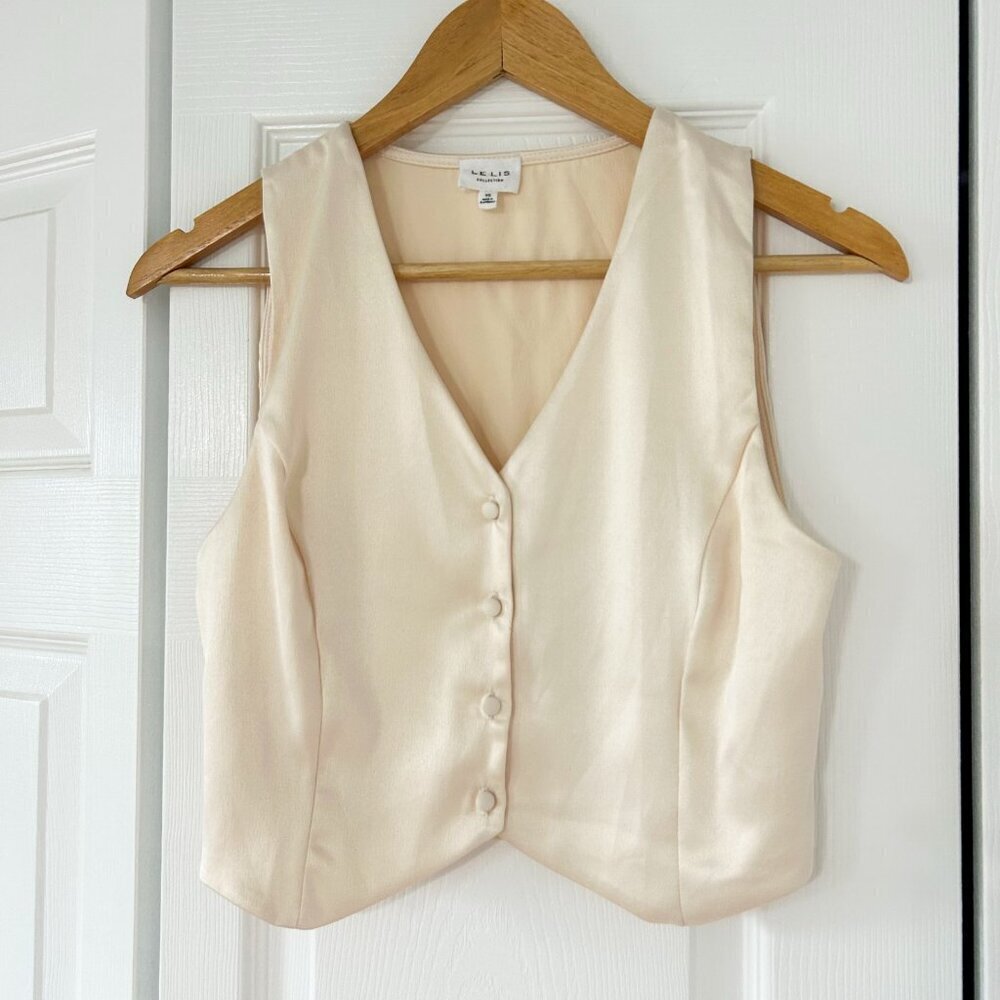 Le Lis Collection Satin Button Front Vest Top Cream Beige XS Dressy Silky Tank